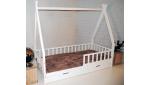 Łóżko domek TIPI dla dziecka z barierką oraz szufladami 140 x 90 cm